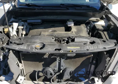 2019 Nissan Pathfinder S z USA, uszkodzony, nr VIN 5N1DR2MN9KC603339